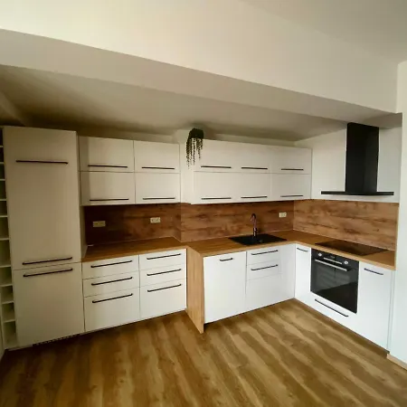 And Fontain * 波杰布拉迪